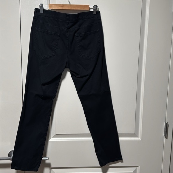 Vince black Dylan 5 pocket pant size 29x30 - Picture 3 of 3